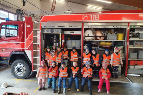 Kinds bei der Feuerwehr